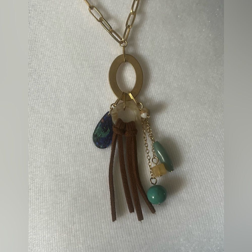 CAROLE leather and bead necklace